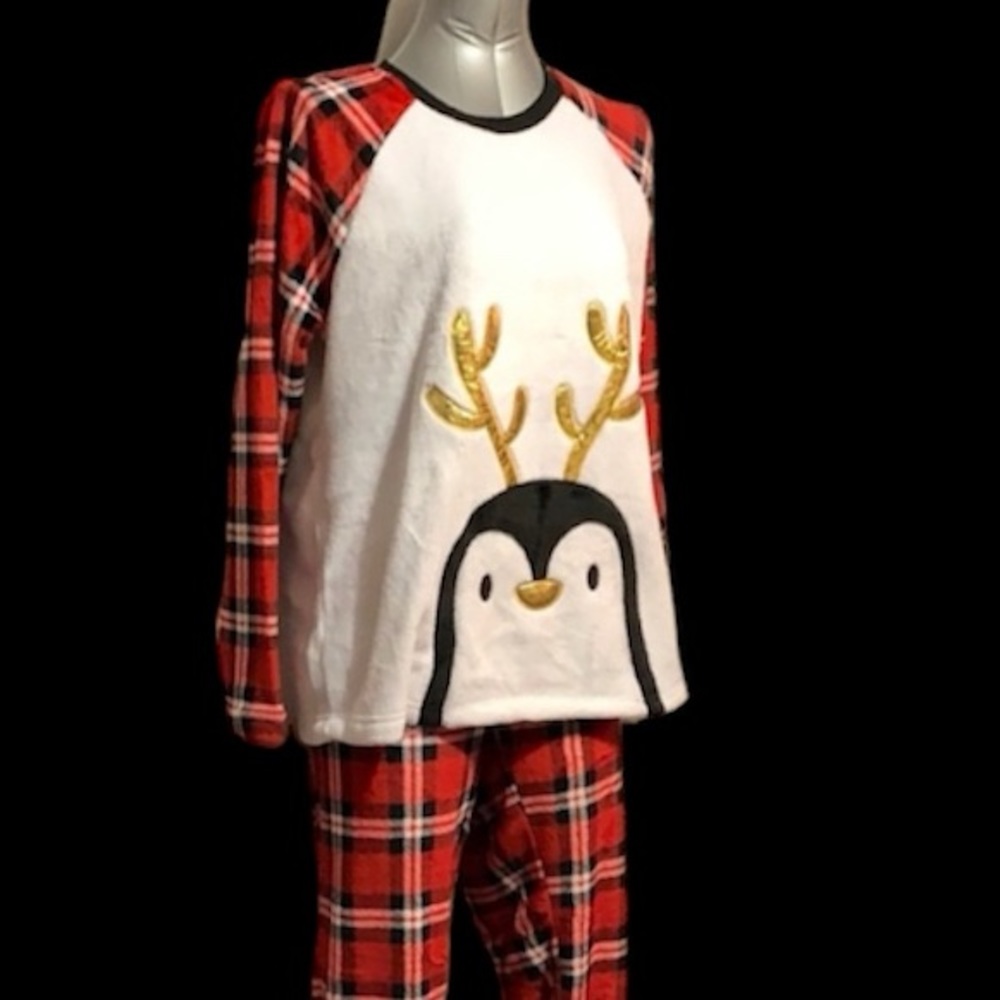 Penguin plaid pajama set NWT